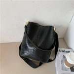 Vintage Crocodile Pattern Crossbody Bag Leather Trend Designer Shoulder Handbag Large Capacity Bucket Bag